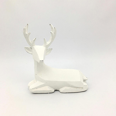 cervo-bianco-sdraiato-geometrico-piccolo-29x13-h315-cm